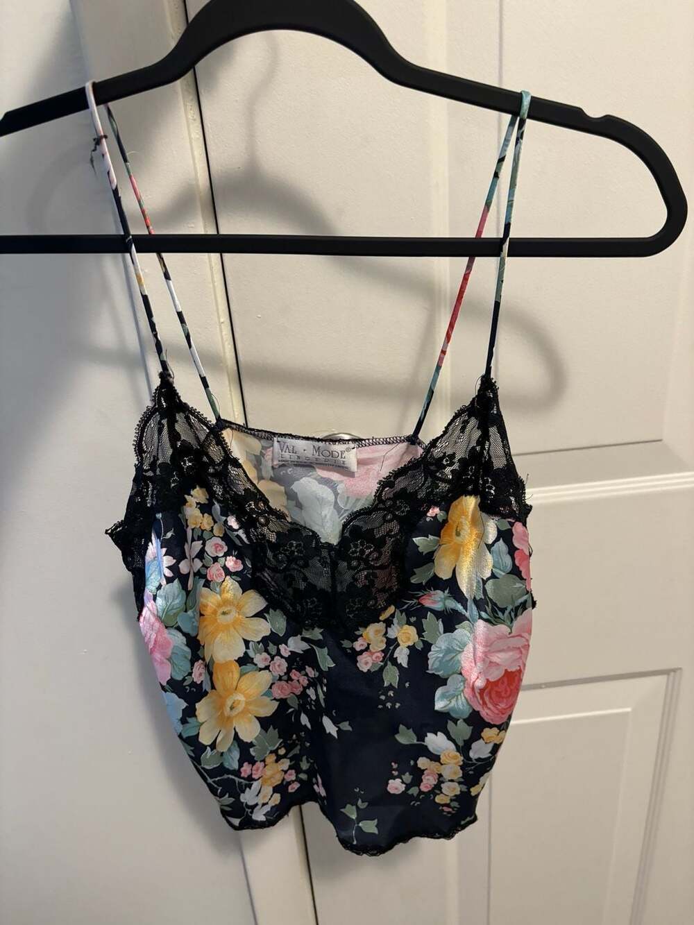 Vintage Y2K Val Mode Lingerie Floral Satin Camisole with Lace Trim